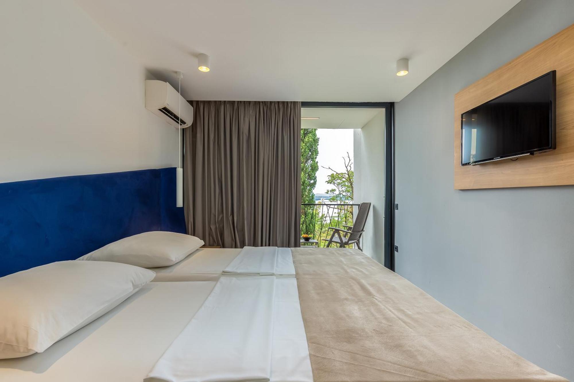 Hotel Ad Turres Crikvenica Bagian luar foto