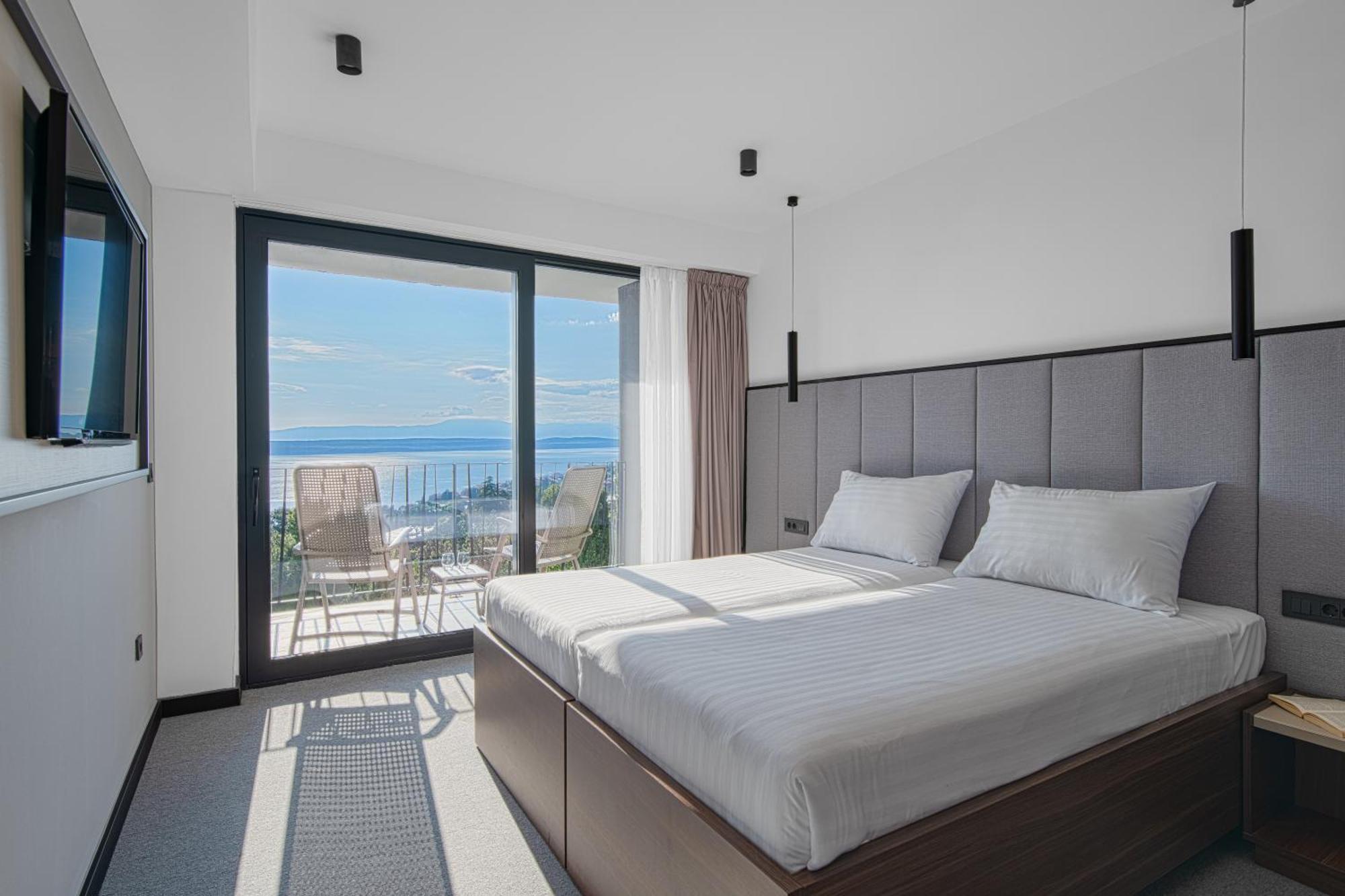 Hotel Ad Turres Crikvenica Bagian luar foto